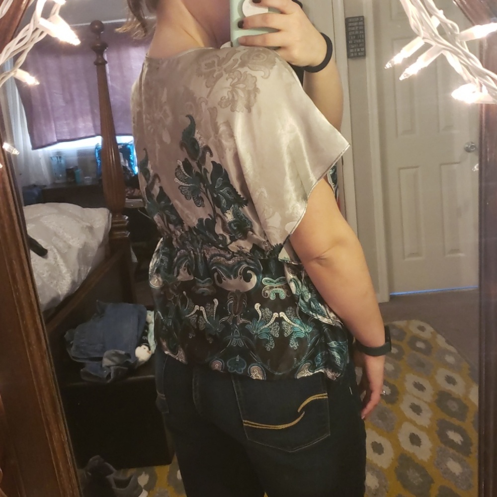 DRESSY TOP - Picture 3 of 3